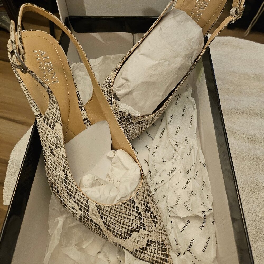 Alfani Babbsy Taupe Snake Slingback Buckle Heels Sz 9 M